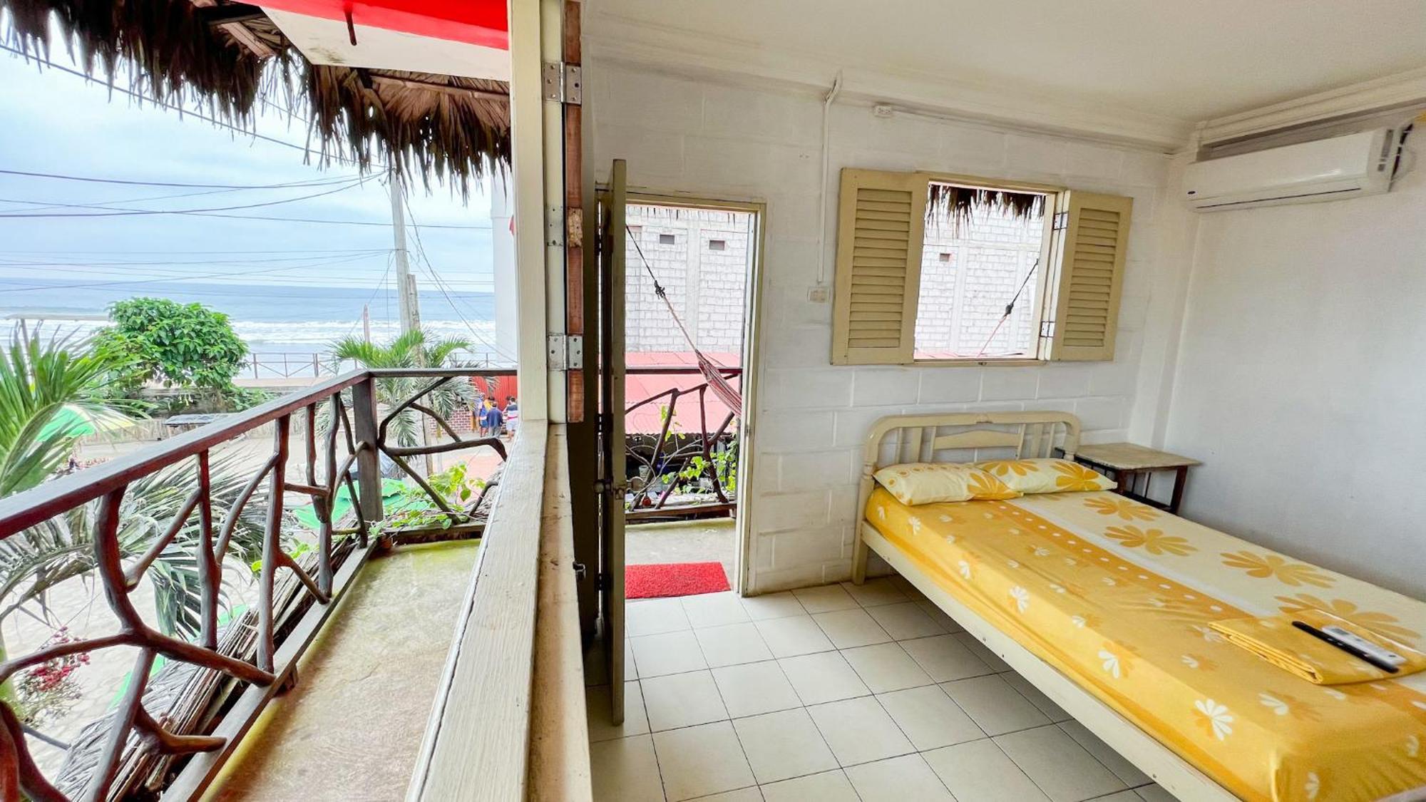 Arrecife Montanita Hostal Dış mekan fotoğraf